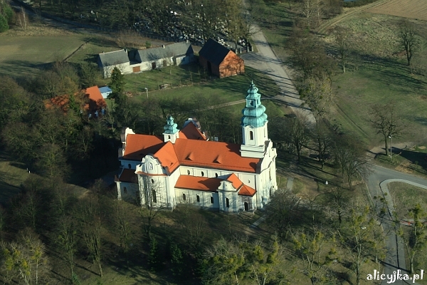 Dąbrówka Kościelna